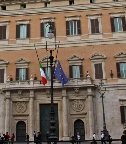 Italia: allarme per la caduta del governo